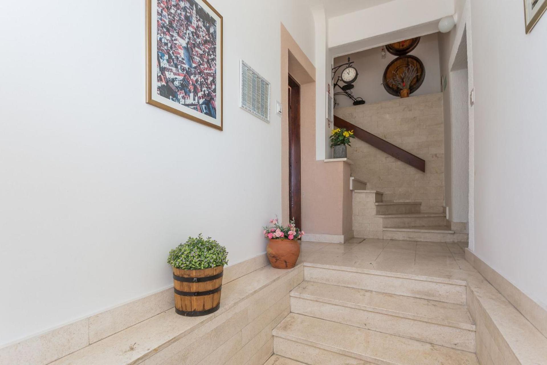 Apartments Verica - 15 M From Beach Krilo 外观 照片